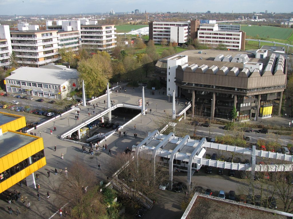 1920px mensabrücke uni dortmund
