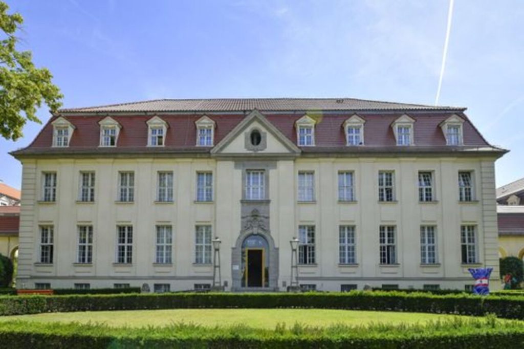 escp europe wirtschaftshochschule berlin e.v.