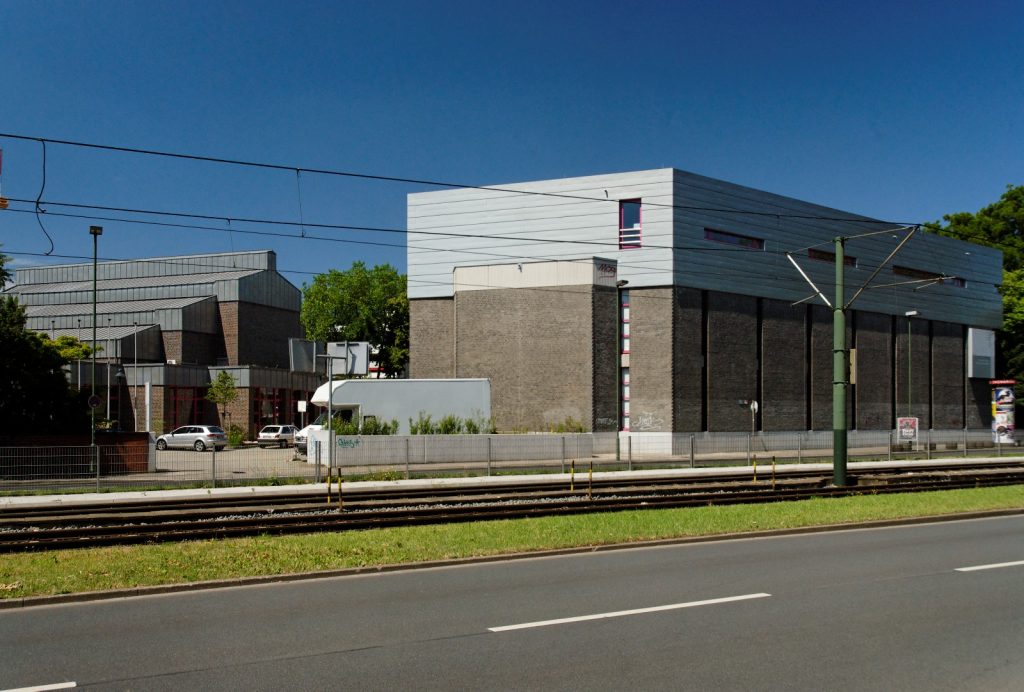 robert schumann hochschule in duesseldorf golzheim, von osten