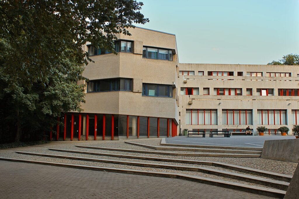 hochschule fuer musik theater und medien hannover 1280x853